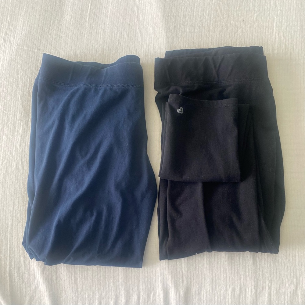 These leggings have sold, but I can’t figure out how to delete
